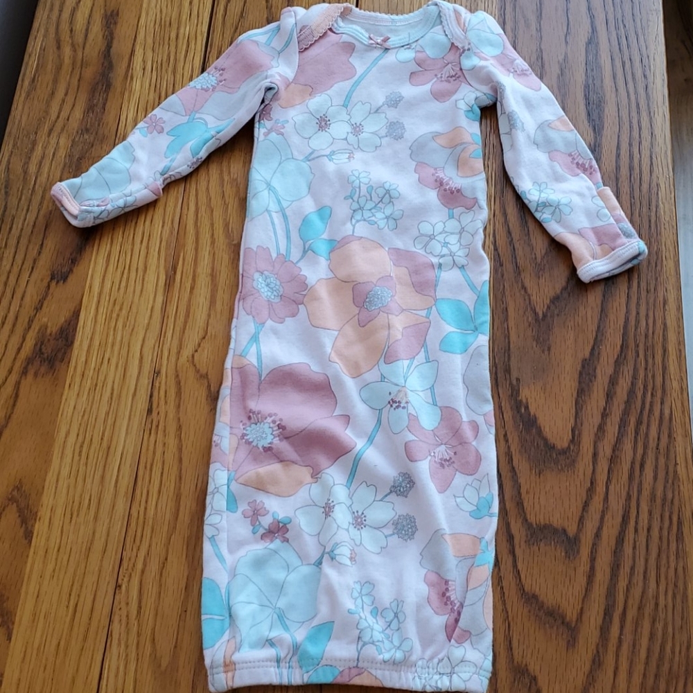 Newborn gowns